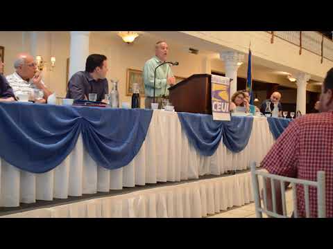 Connecticut General Assembly Majority Leader Joe Aresimowicz speaking at the 2014 CEUI Convention